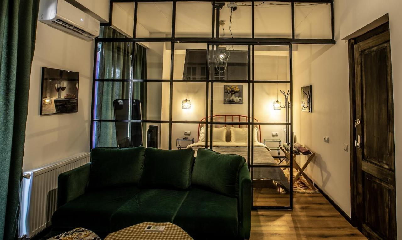 Stylish Appartement Tbilisi Buitenkant foto